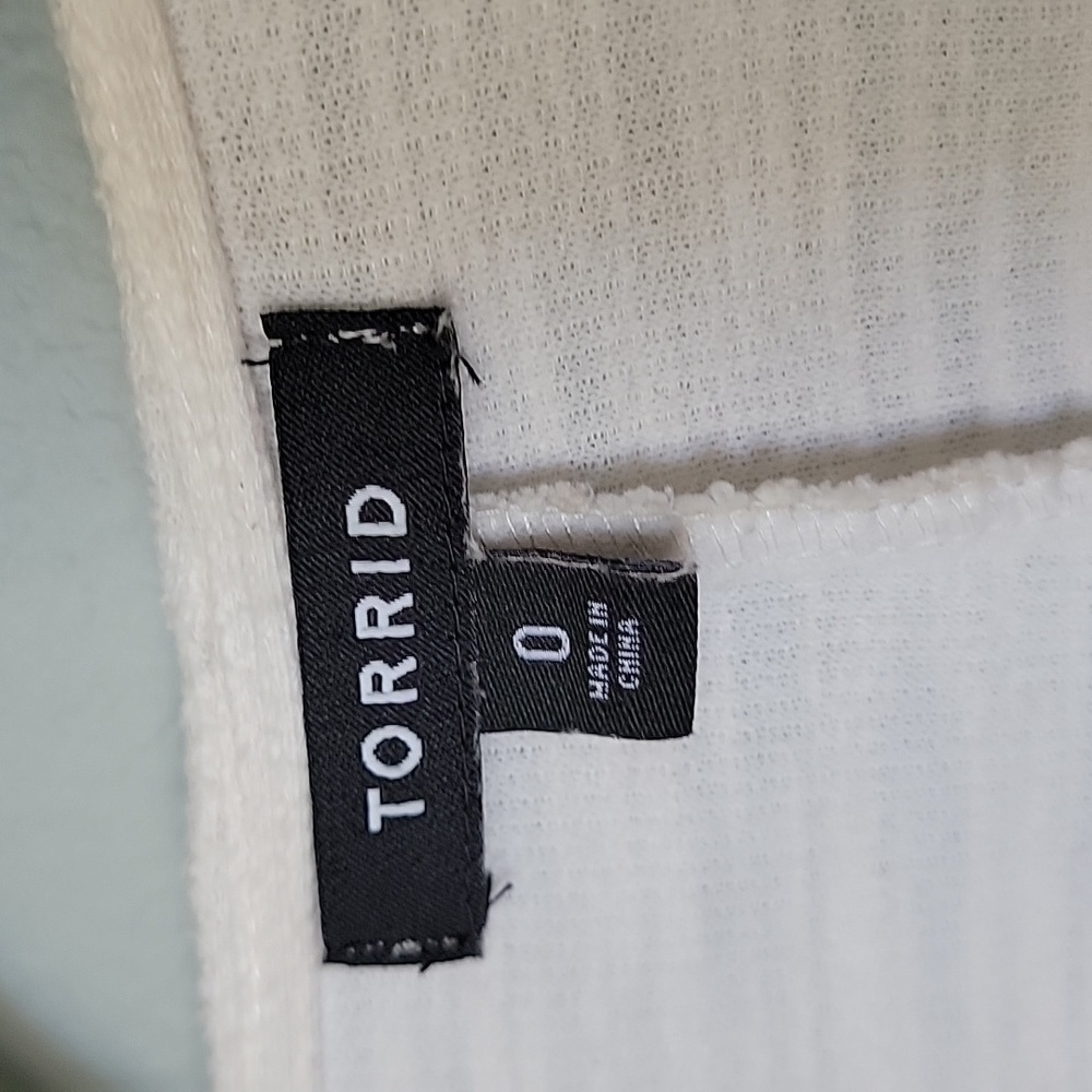 Torrid Size 0x Ivory Boucle Open Front Blazer - image 3